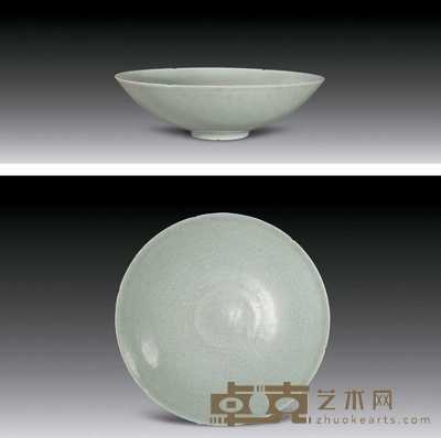 宋代 青白釉刻花卉纹葵口碗 直径19cm